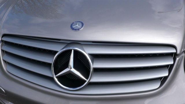 2005 Mercedes-Benz SL-Class SL500 - 12002719 - 40