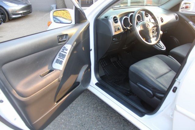 2005 Pontiac Vibe 4dr Hatchback - 22902857 - 13