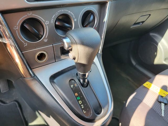 2005 Pontiac Vibe Sport Wagon 4D - 22939715 - 18