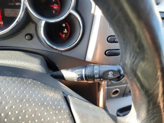 2005 Pontiac Vibe Sport Wagon 4D - 22939715 - 22