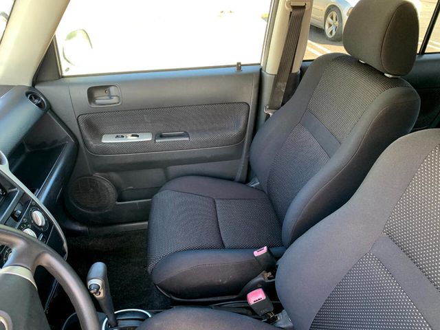 2005 Scion xB 5dr Wagon Automatic - 22384636 - 12