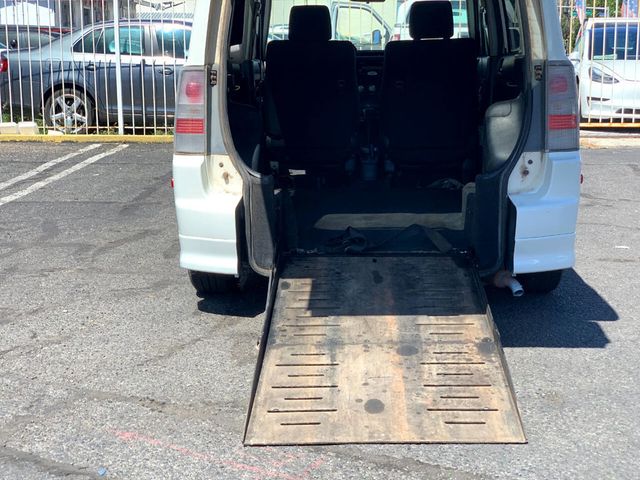 2005 Scion xB 5dr Wagon Automatic - 22384636 - 16