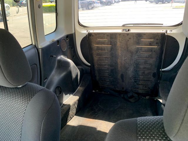 2005 Scion xB 5dr Wagon Automatic - 22384636 - 19