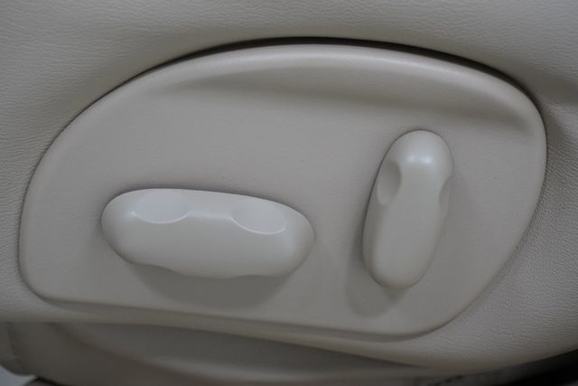 2006 Cadillac SRX 4dr V6 SUV - 22921697 - 12