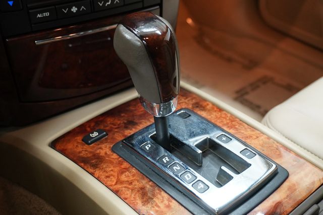 2006 Cadillac SRX 4dr V6 SUV - 22921697 - 19