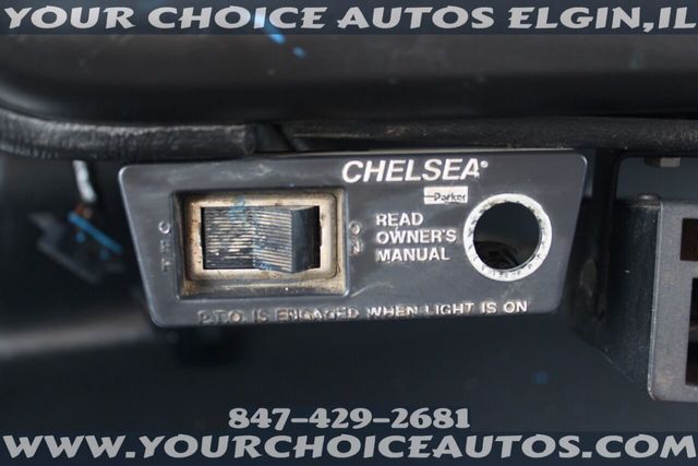 2006 Chevrolet C4500 4X2 2dr Regular Cab 128 224 in. WB - 21915628 - 33