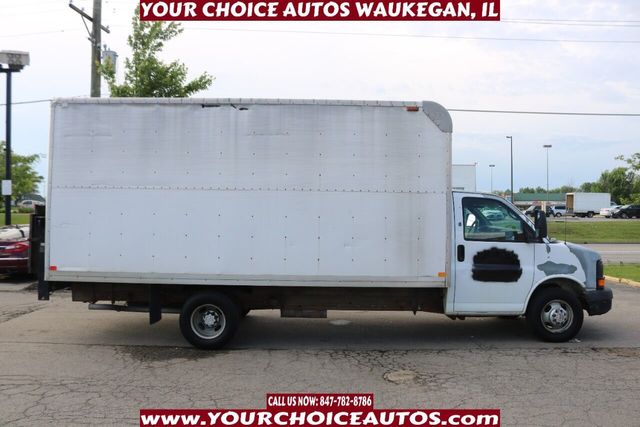 2006 Chevrolet Express Cutaway 3500 2dr Commercial/Cutaway/Chassis 139 177 in. WB - 21682437 - 3