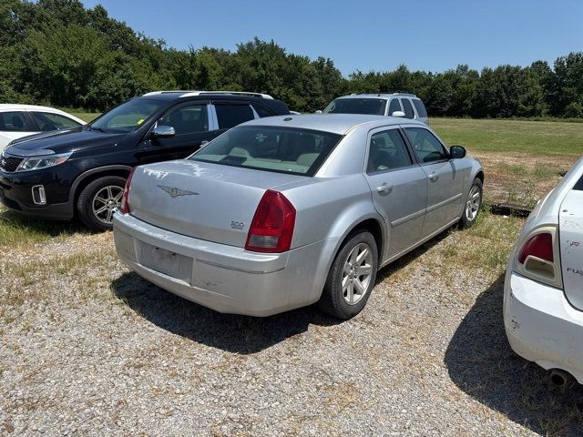 2006 Chrysler 300 4dr Sedan 300 Touring - 22894019 - 3
