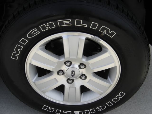 2006 Ford Explorer XLT - 1794563 - 12