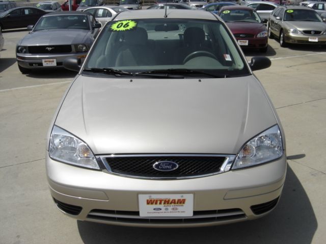 2006 Ford Focus ZX4 - 1723412 - 1