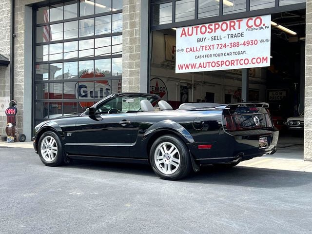 2006 Ford Mustang 2dr Convertible GT Premium - 22415672 - 16