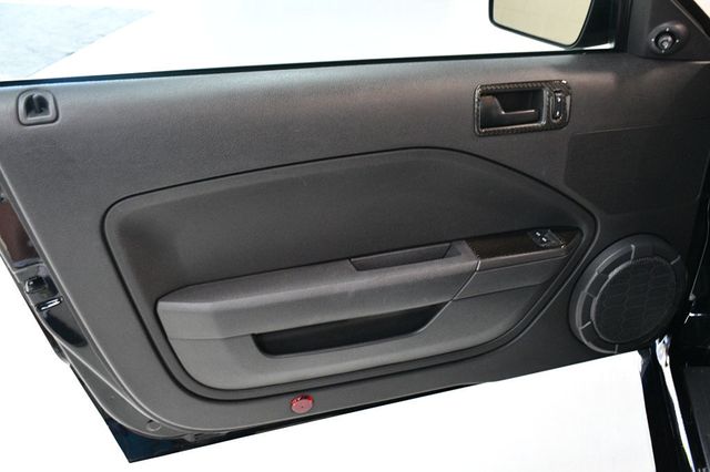 2006 Ford Mustang 2dr Coupe GT Deluxe - 22889287 - 23