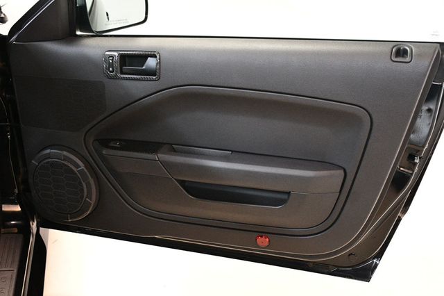 2006 Ford Mustang 2dr Coupe GT Deluxe - 22889287 - 24