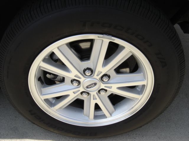2006 Ford Mustang Base Trim - 1766064 - 4