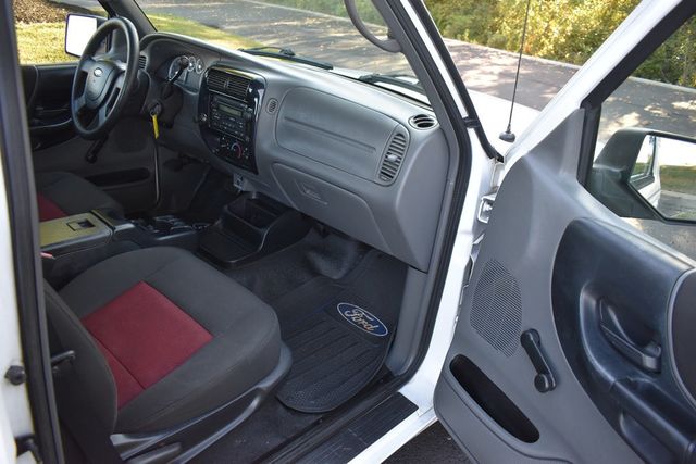2006 Ford Ranger Reg Cab 112" WB STX - 22937359 - 10