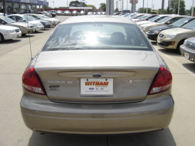 2006 Ford Taurus SE - 1766065 - 3