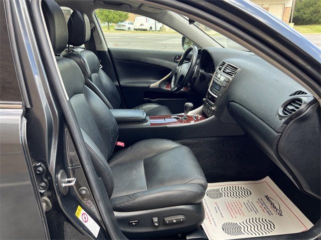 2006 Lexus IS 250 4dr Sport Sedan AWD Automatic - 22907860 - 17