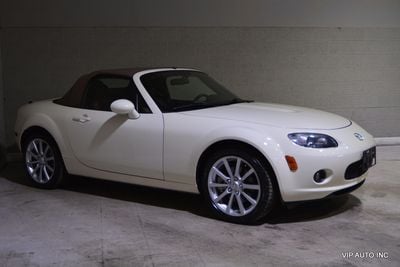 2006 Mazda MX-5 Miata Base