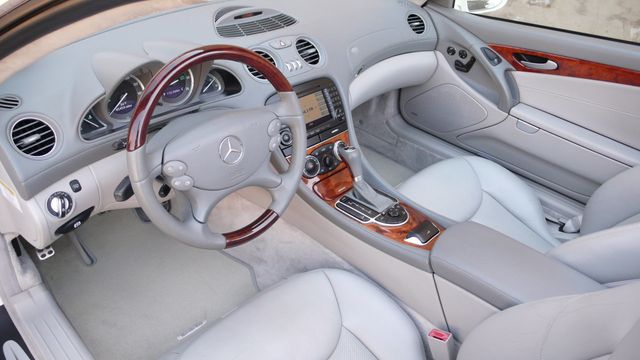 2006 Mercedes-Benz SL-Class SL500 2dr Roadster 5.0L - 17456188 - 11