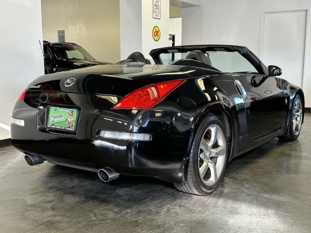 2006 Nissan 350Z 2dr Roadster Grand Touring Manual - 22360510 - 32