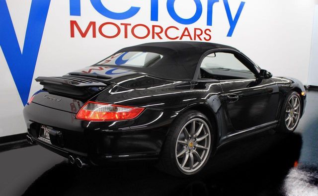 2006 Porsche 911 2dr Cabriolet Carrera 4 - 12716276 - 8