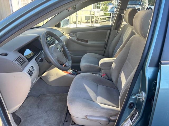 2006 Toyota Corolla 4dr Sedan LE Automatic - 22929243 - 12