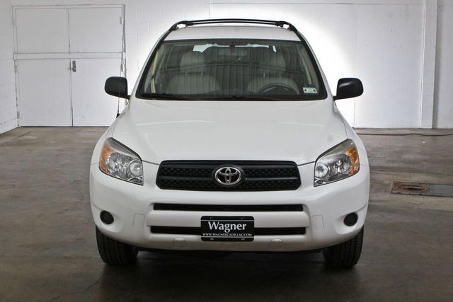 2006 Toyota RAV4 Base Trim - 11986530 - 25