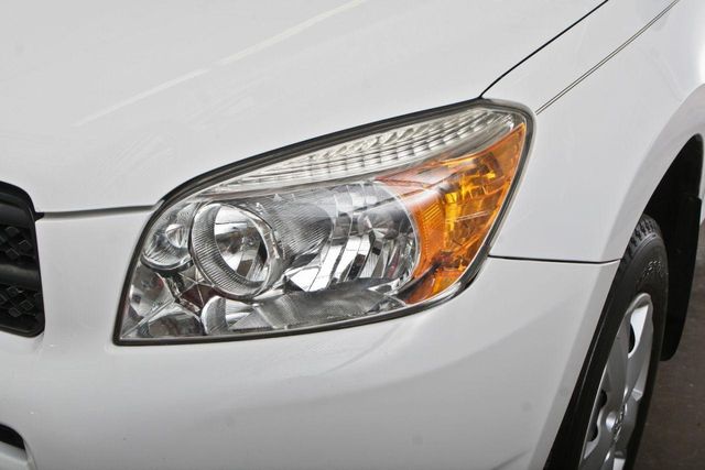 2006 Toyota RAV4 Base Trim - 11986530 - 28