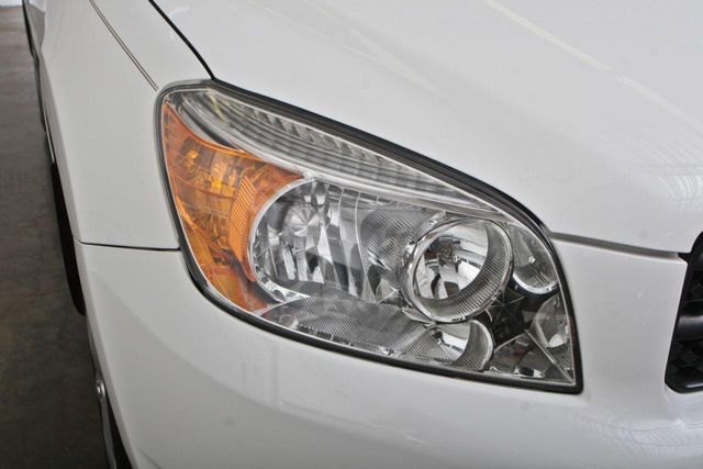 2006 Toyota RAV4 Base Trim - 11986530 - 29