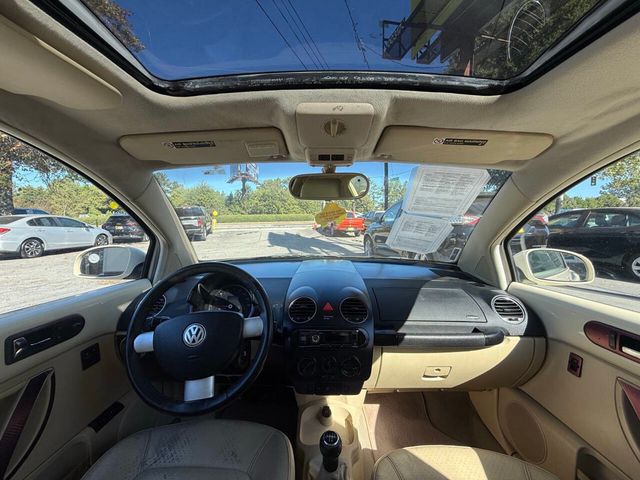 2006 Volkswagen New Beetle Coupe 2dr 2.5L Manual - 22932549 - 13