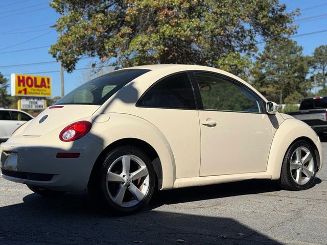 2006 Volkswagen New Beetle Coupe 2dr 2.5L Manual - 22932549 - 4