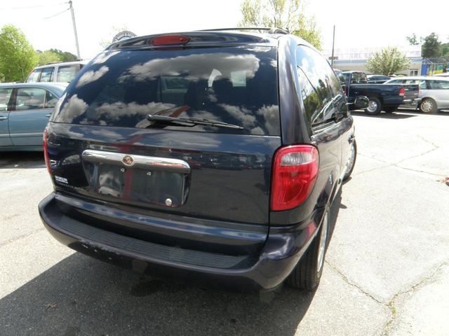 2007 Chrysler Town & Country SWB 4dr Wagon - 21847528 - 1