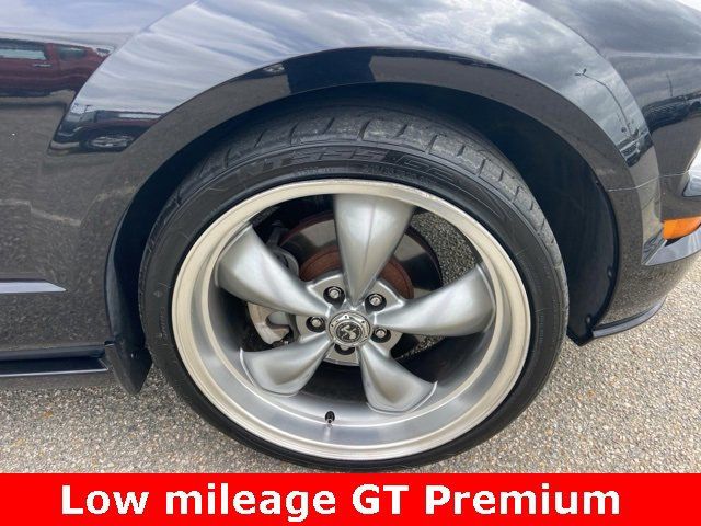 2007 Ford Mustang 2dr Coupe GT Deluxe - 22820991 - 12