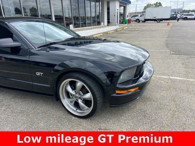 2007 Ford Mustang 2dr Coupe GT Deluxe - 22820991 - 5