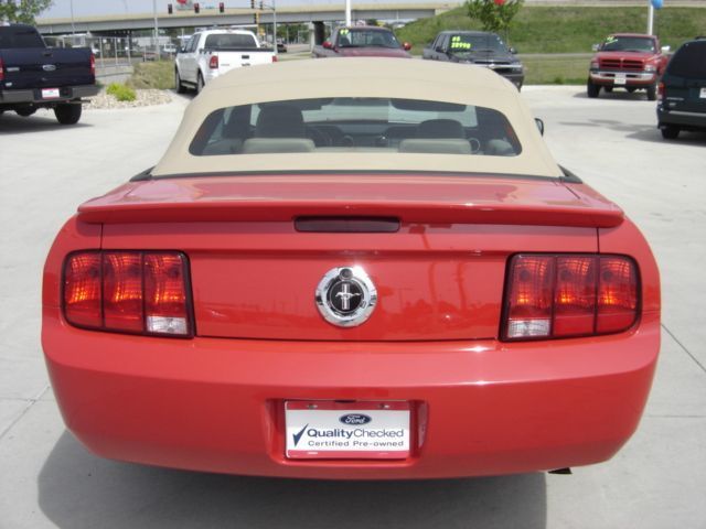 2007 Ford Mustang Base Trim - 1794561 - 3