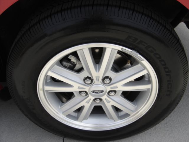 2007 Ford Mustang Base Trim - 1794561 - 7