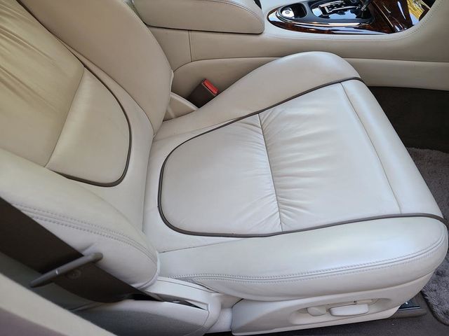 2007 Jaguar XJ 4dr Sedan Vanden Plas - 21663730 - 17