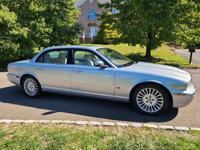 2007 Jaguar XJ 4dr Sedan Vanden Plas - 21663730 - 30