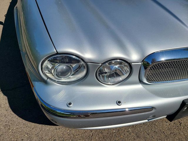 2007 Jaguar XJ 4dr Sedan Vanden Plas - 21663730 - 32