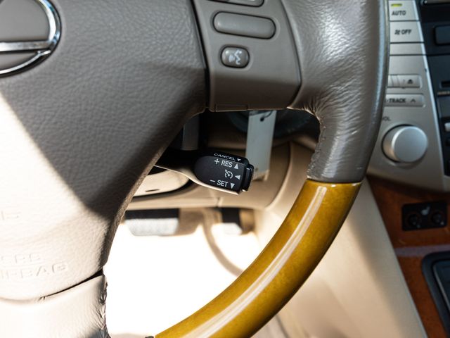 2007 Lexus RX 350 Heated Seats, Rearview Camera, Navigation - 22934634 - 31