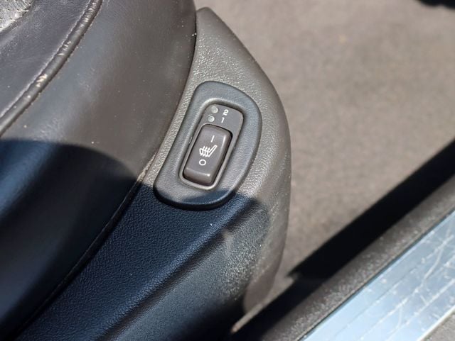 2007 Pontiac G6 2dr Convertible GT - 22888783 - 18
