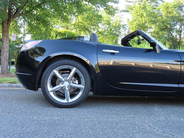 2007 Saturn Sky 2dr Convertible - 22886675 - 18