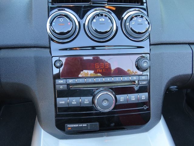 2007 Saturn Sky 2dr Convertible - 22886675 - 29