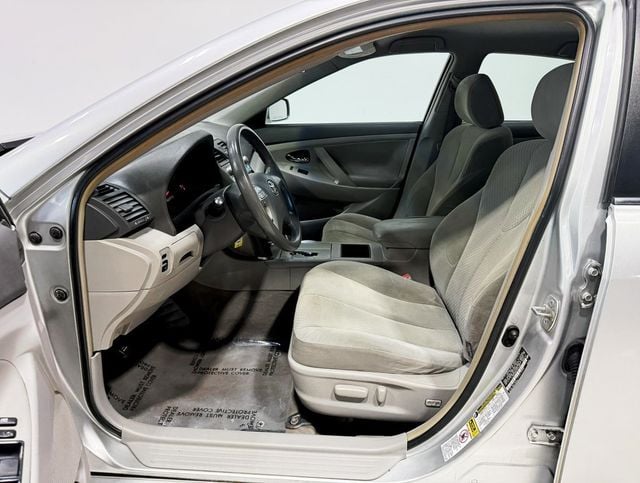 2007 Toyota Camry 4dr Sedan I4 Automatic LE - 22936671 - 16