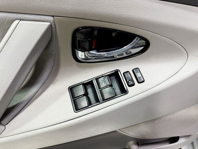 2007 Toyota Camry 4dr Sedan I4 Automatic LE - 22936671 - 21