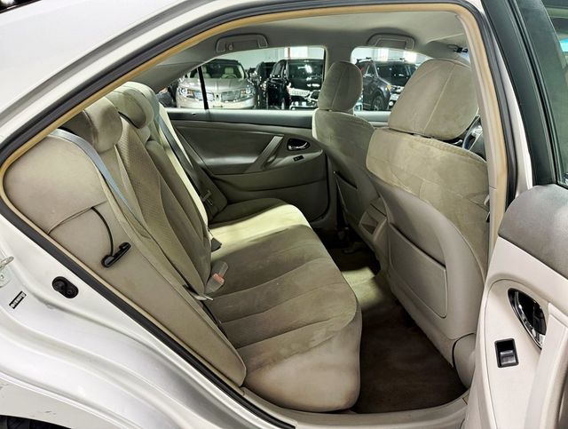2007 Toyota Camry 4dr Sedan I4 Automatic LE - 22936671 - 27