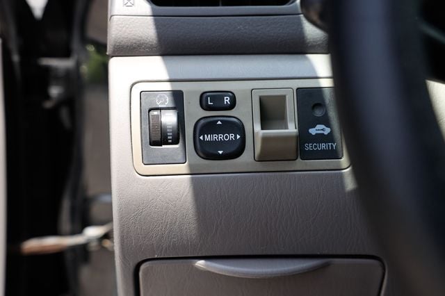2007 Toyota Corolla 4dr Sedan Automatic CE - 22905630 - 39