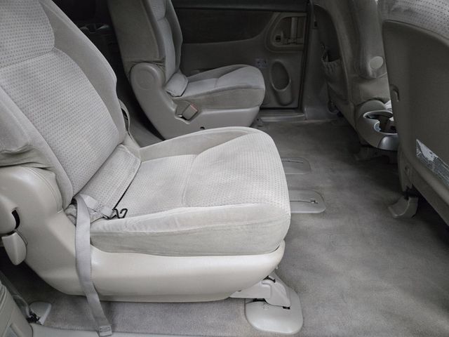 2007 Toyota Sienna LE - 22933245 - 11