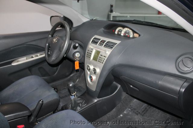 2007 Toyota Yaris 4dr Sedan Automatic S - 22939708 - 30