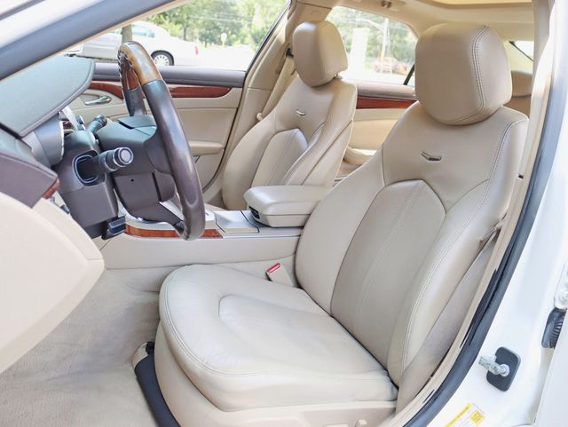 2008 Cadillac CTS 4dr Sedan AWD Performace / Luxury Collection - 22907760 - 17